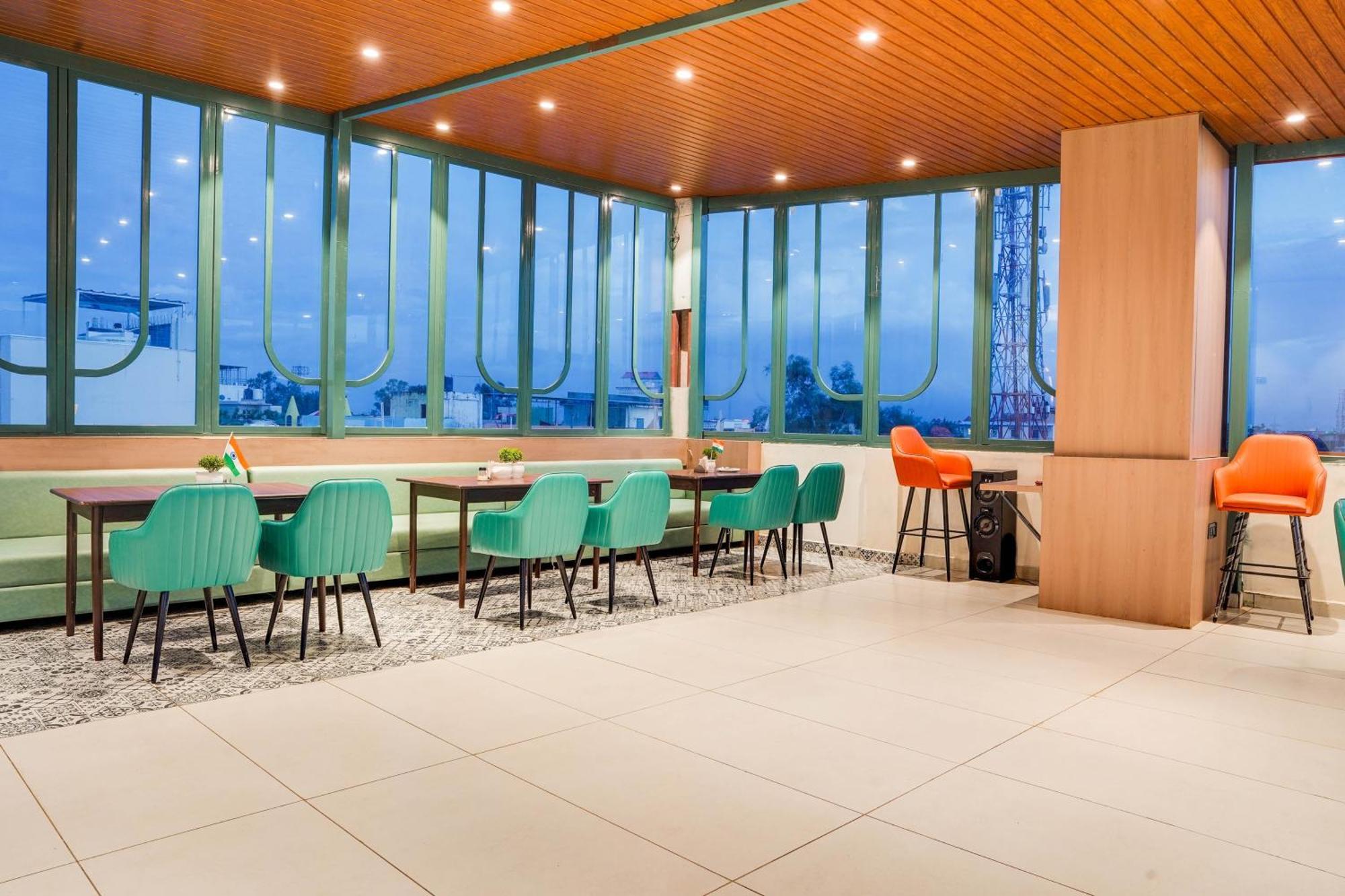 Hotel O Anjaney Palace Bhopál Kültér fotó