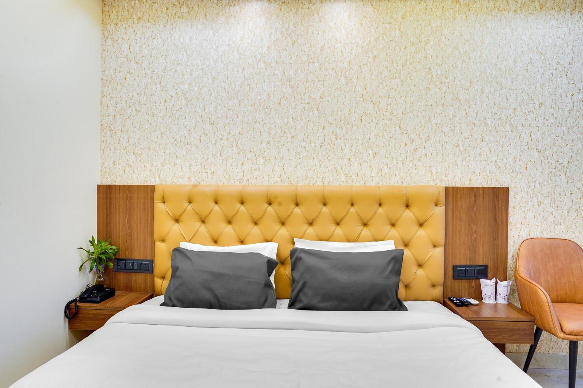 Hotel O Anjaney Palace Bhopál Kültér fotó